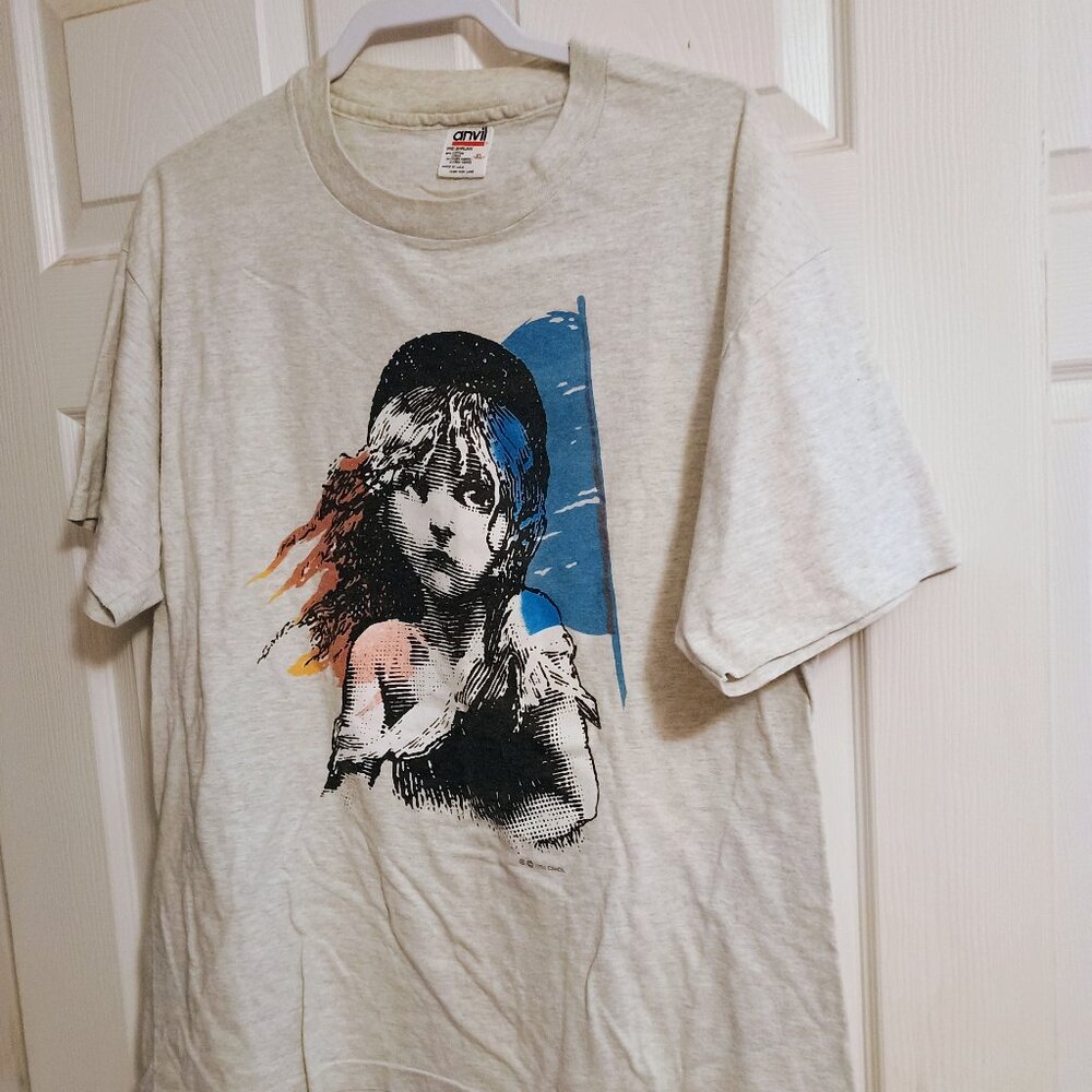 Anvil Les Miserables Musical Tshirt, Grey, XL,  New